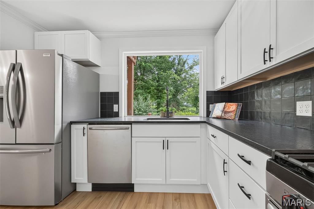 Chateau Country Club Condos - Residential
