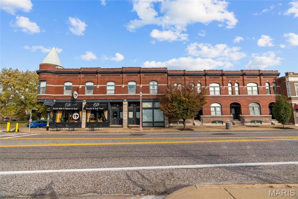 McRee Place - Residential Income