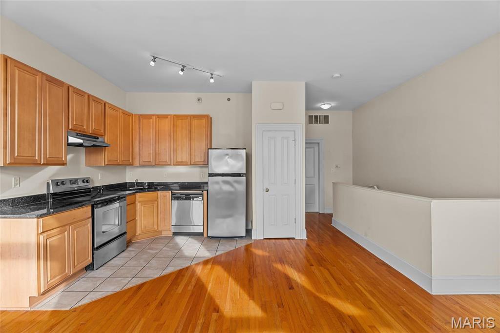 McRee Place - Residential Income