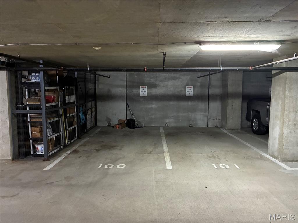Park East Tower - Residential Lease
