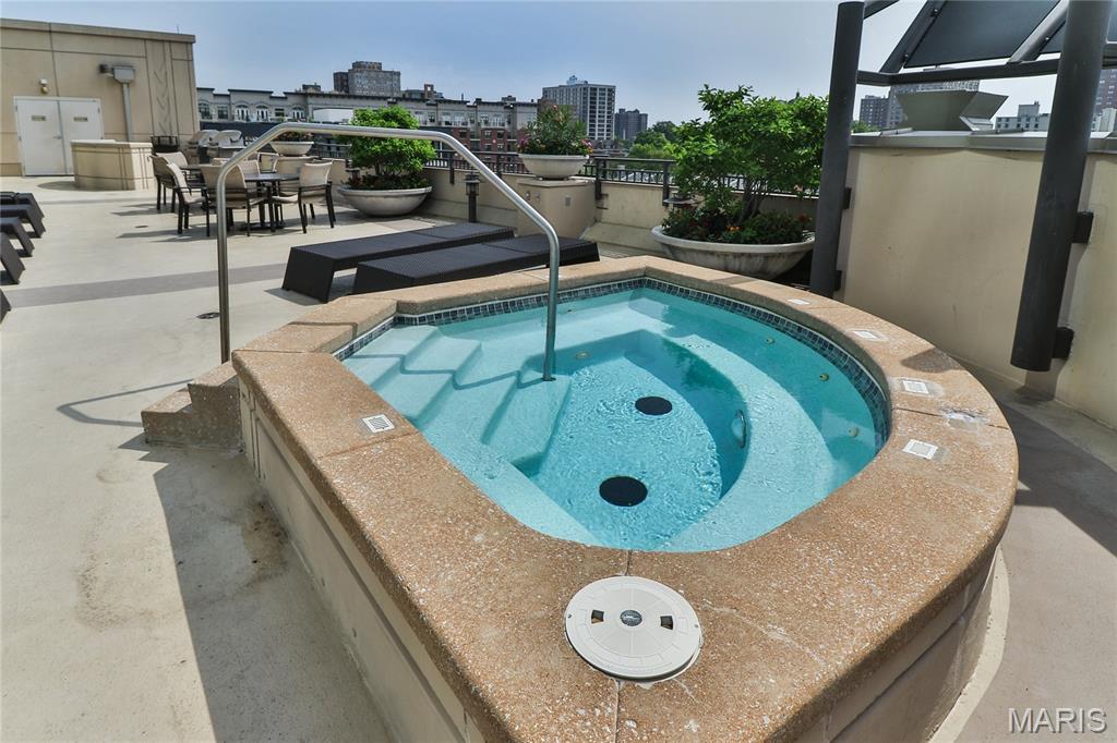 Park East Tower - Residential Lease