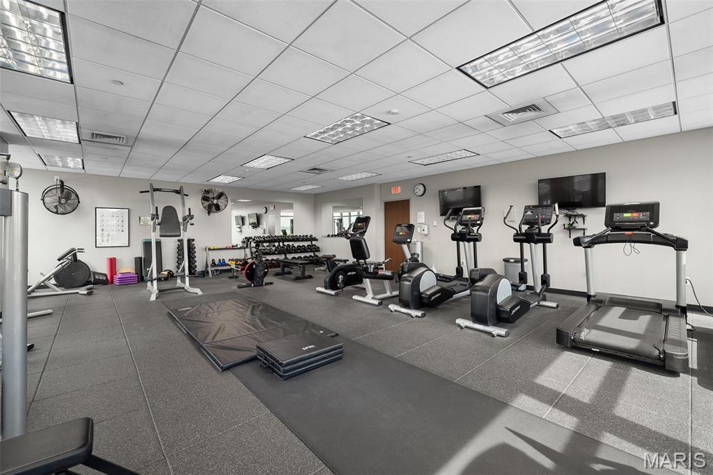 Park East Tower - Residential Lease
