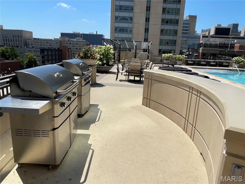 Park East Tower - Residential Lease