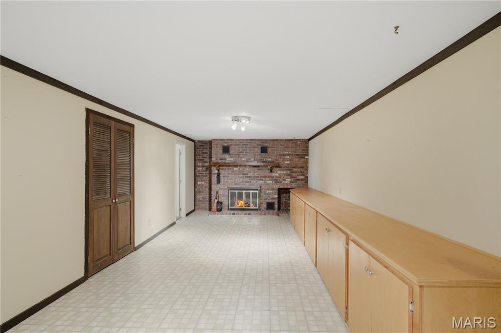 Bentley Manor - Residential