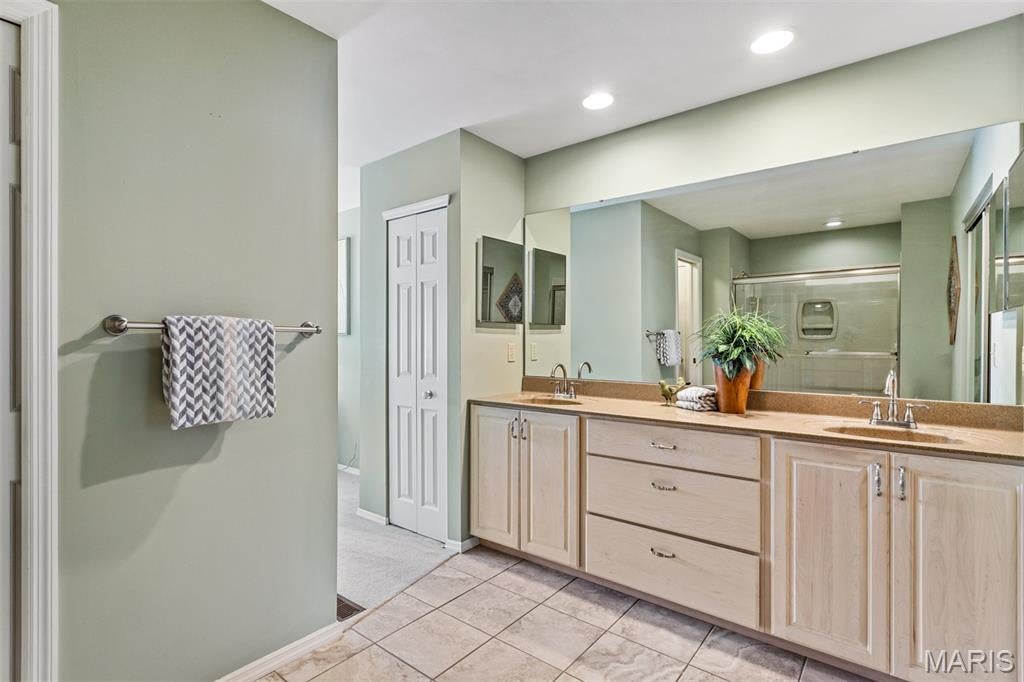 Villages At Baxter Ridge Four Condo - Residential