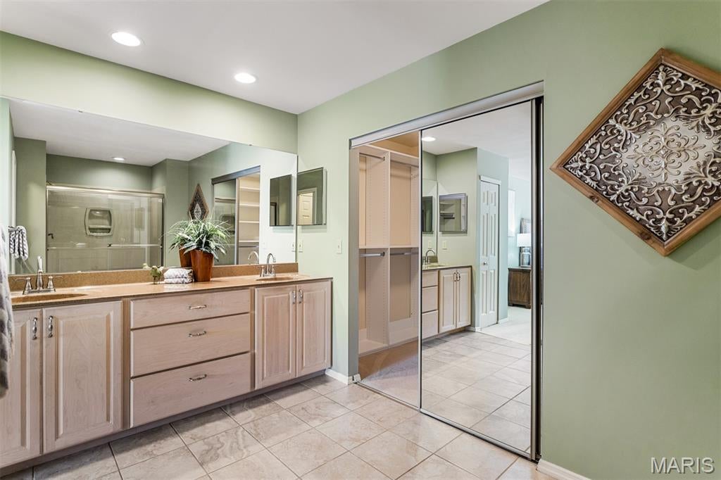 Villages At Baxter Ridge Four Condo - Residential