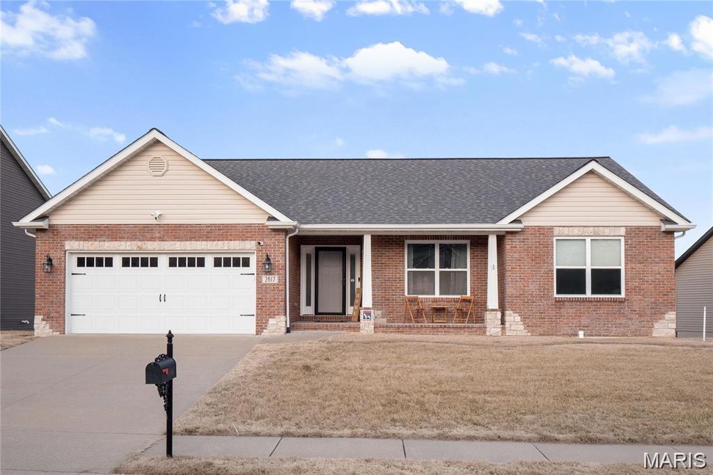 HIGH VALLEY LAKE ESTATES - Residential Lease