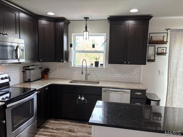 HIGH VALLEY LAKE ESTATES - Residential Lease