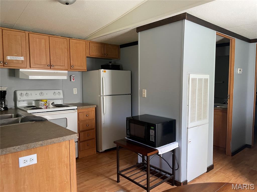 Spring Valley Resort - Commercial Sale