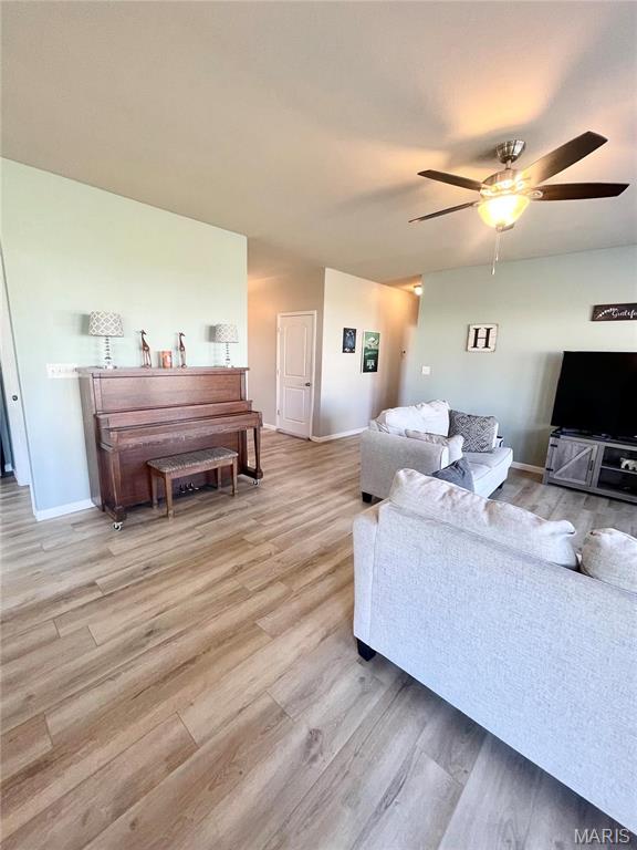 GREYSTONE ESTATES - Residential Lease