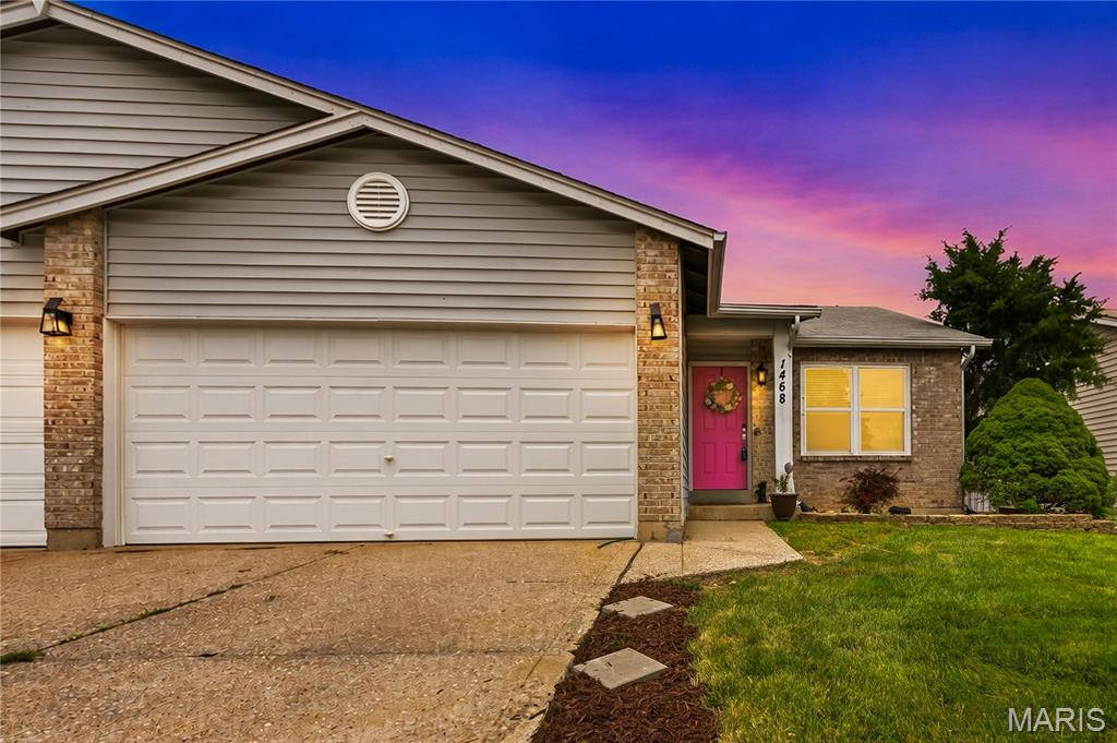 Stone Ridge Estate At Hearth Stone - Residential