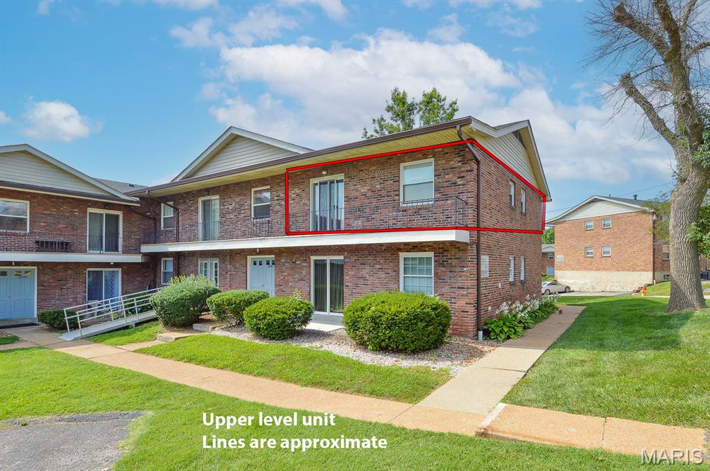 Colonial Woods Condo - Residential