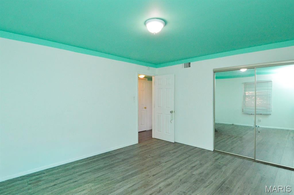 Colonial Woods Condo - Residential