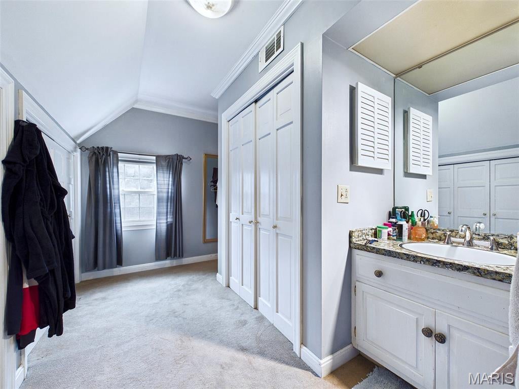 Frontenac Place - Residential
