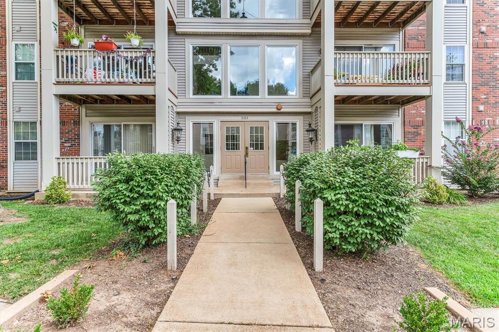 Kenrick Parke Condo Ph Eight - Residential