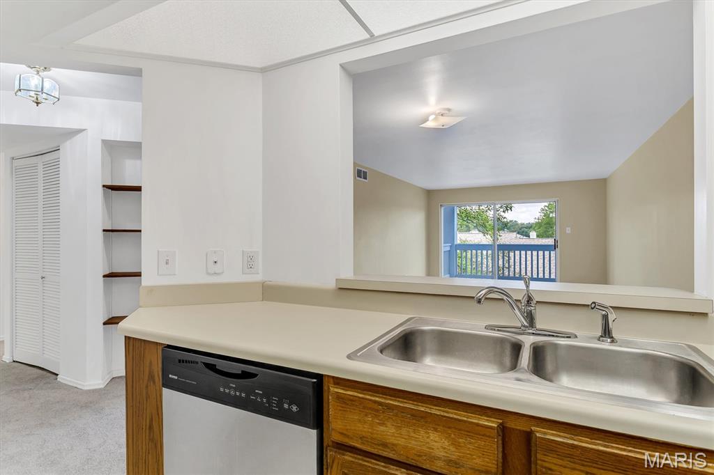 Kenrick Parke Condo Ph Eight - Residential