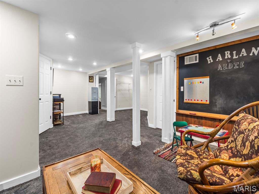 Warwick Place Blk 2 Lt 3 U Lt Pt 2 - Residential