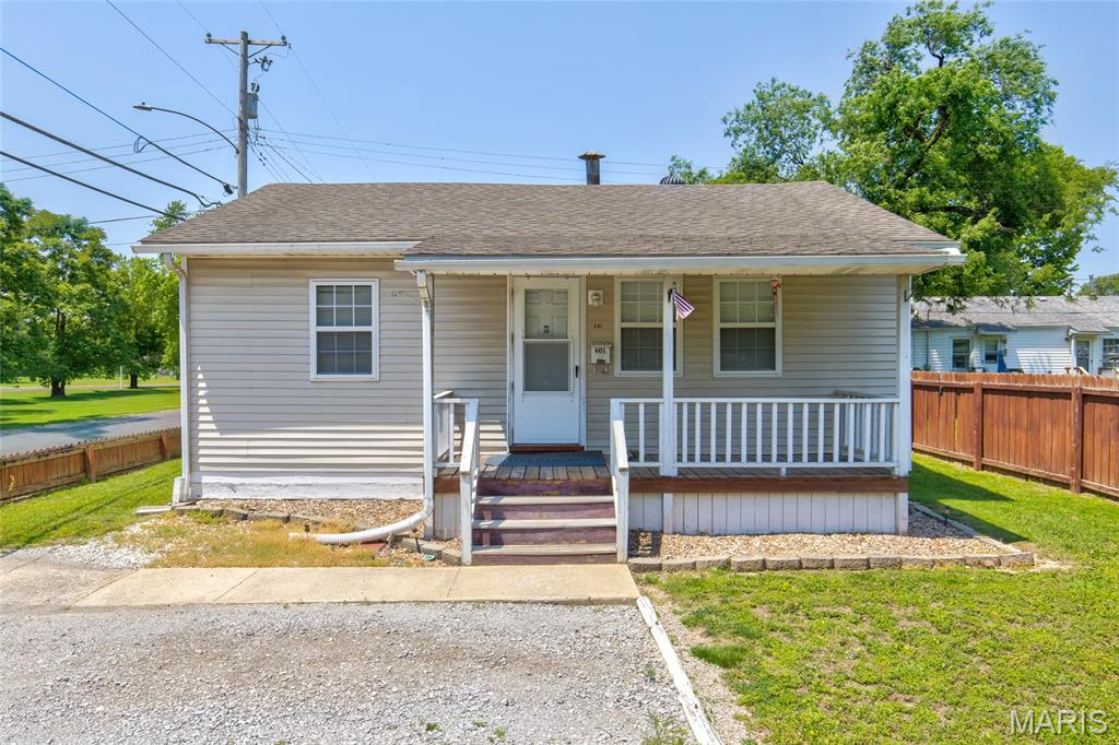 Van Peters Add/East Alton - Residential