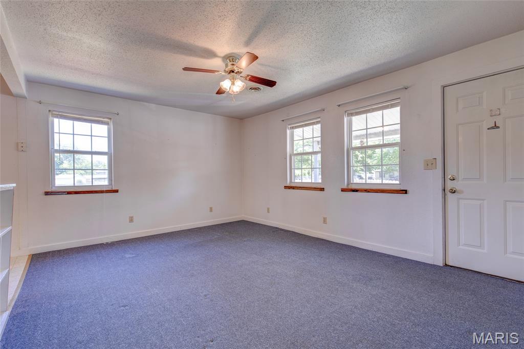 Van Peters Add/East Alton - Residential
