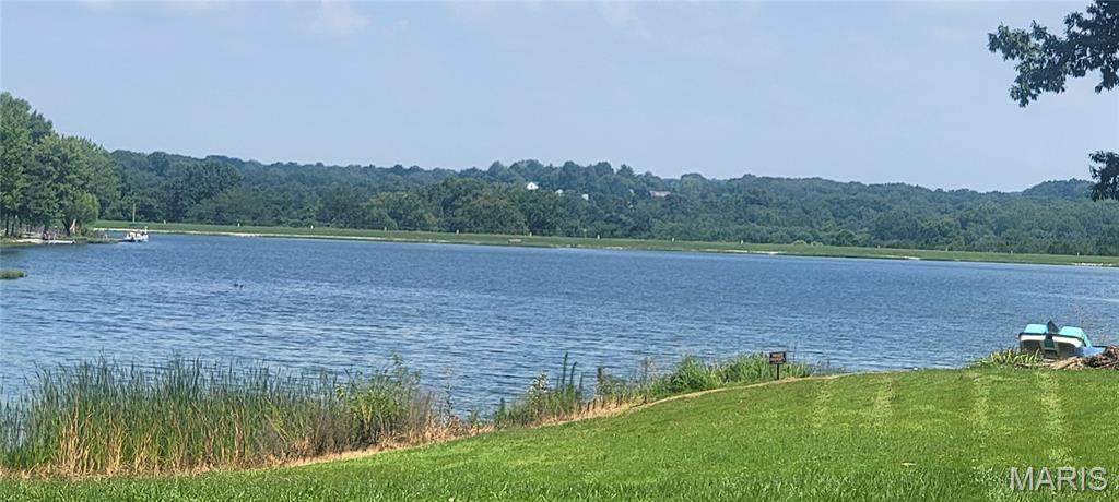 Melody Lake - Land