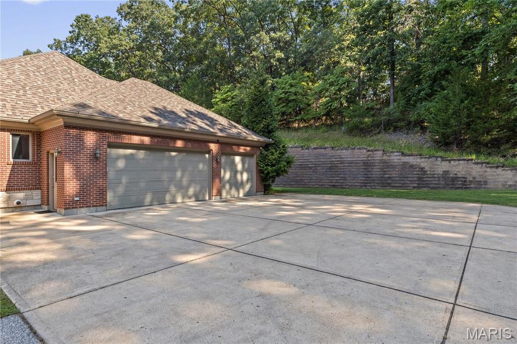 Kiefer Stone - Residential