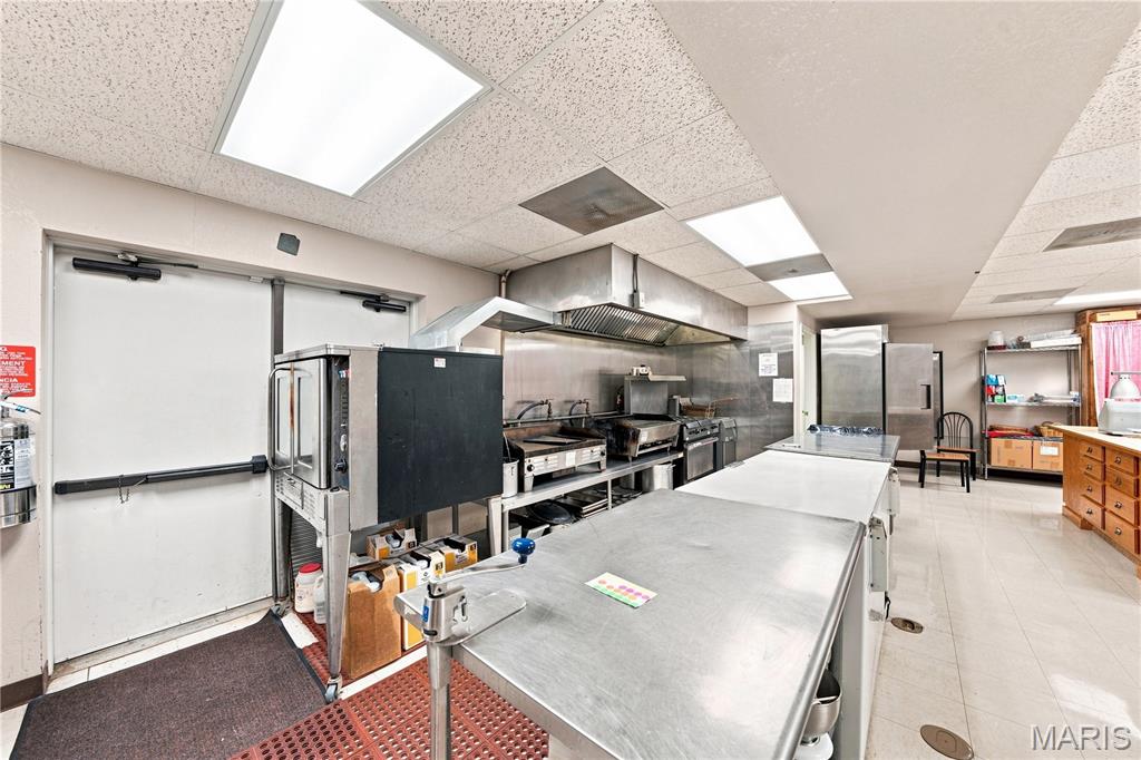 n/a - Commercial Sale