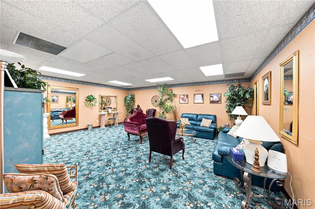 n/a - Commercial Sale