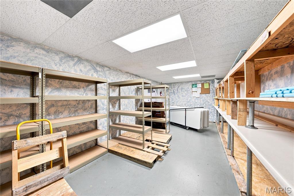 n/a - Commercial Sale