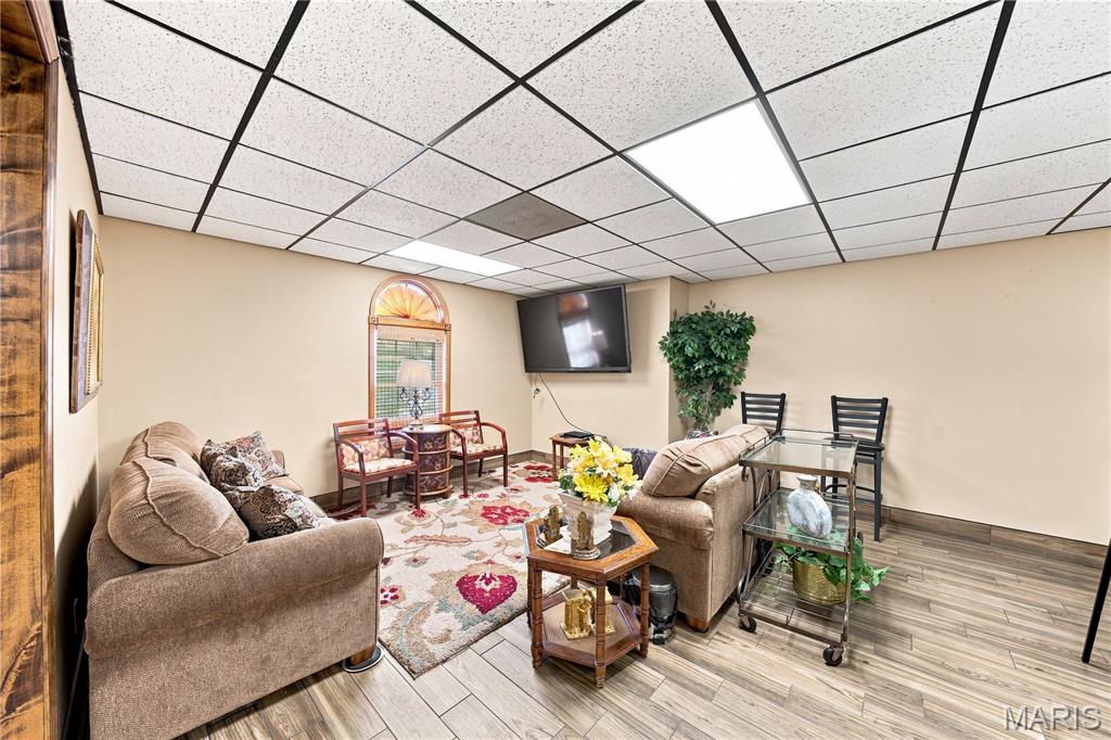 n/a - Commercial Sale