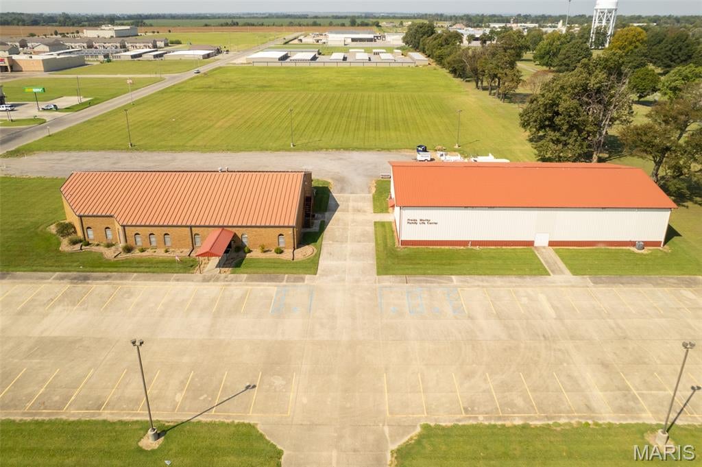 n/a - Commercial Sale