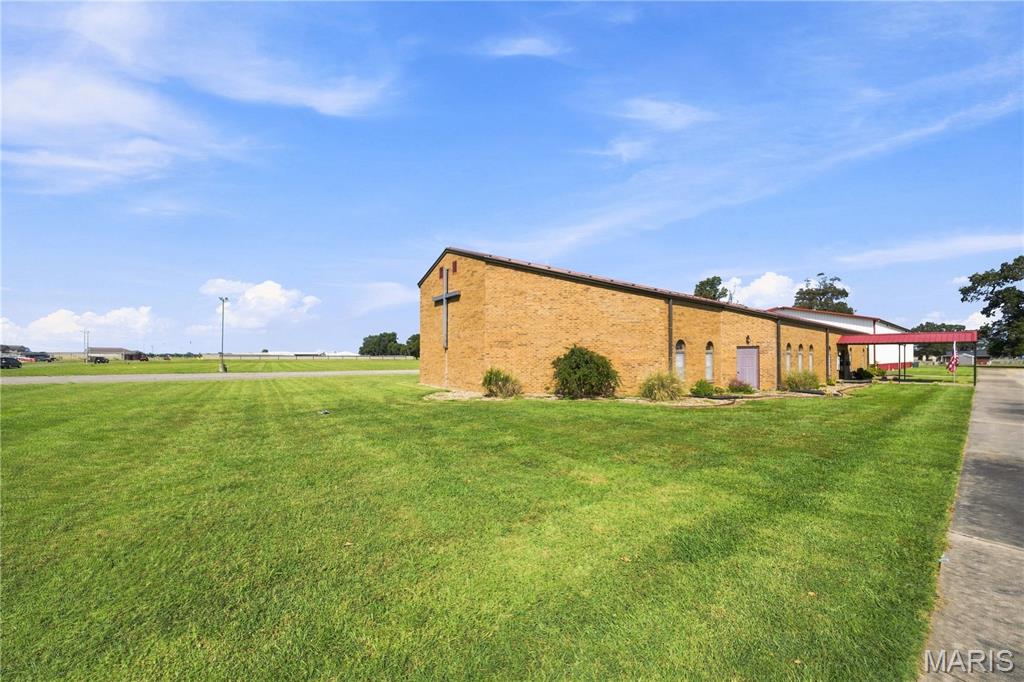 n/a - Commercial Sale