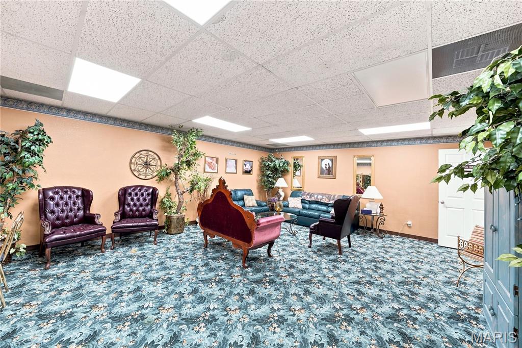 n/a - Commercial Sale