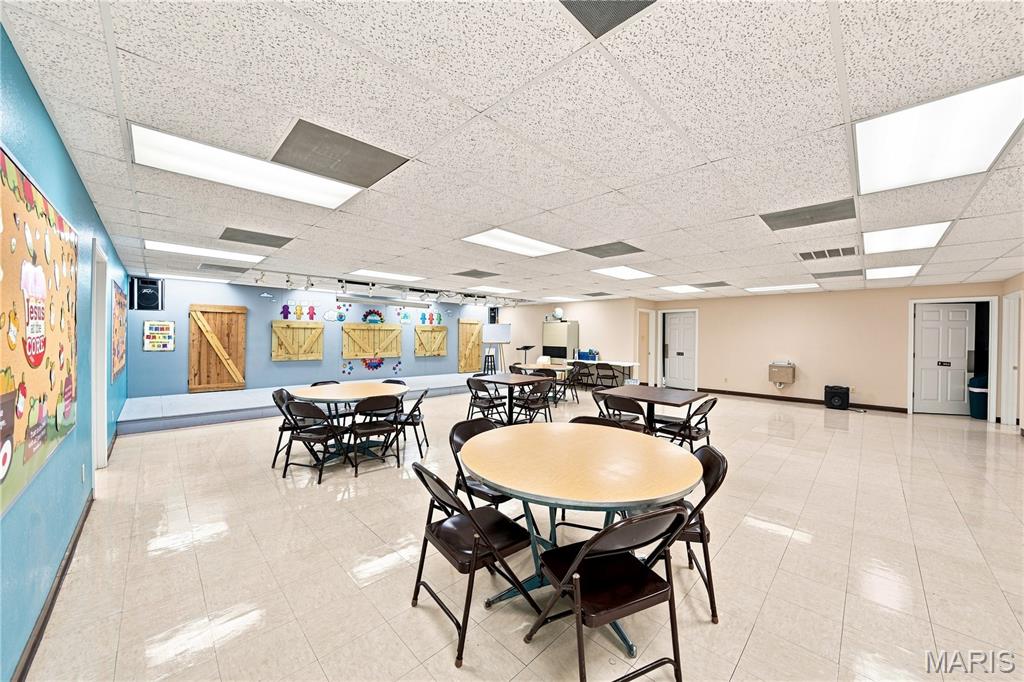 n/a - Commercial Sale