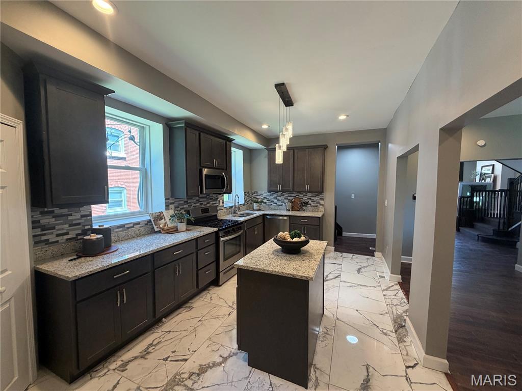 Raymond Place Add - Residential