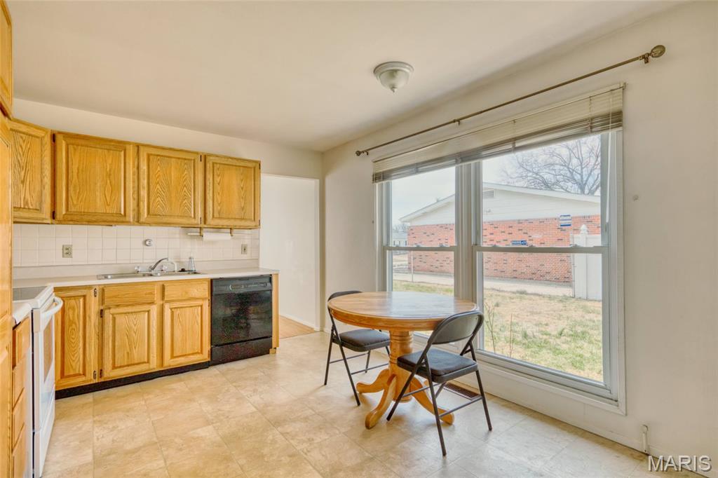 Paddock Meadows 6 - Residential