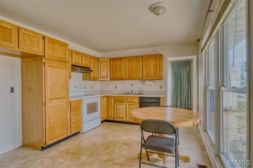 Paddock Meadows 6 - Residential