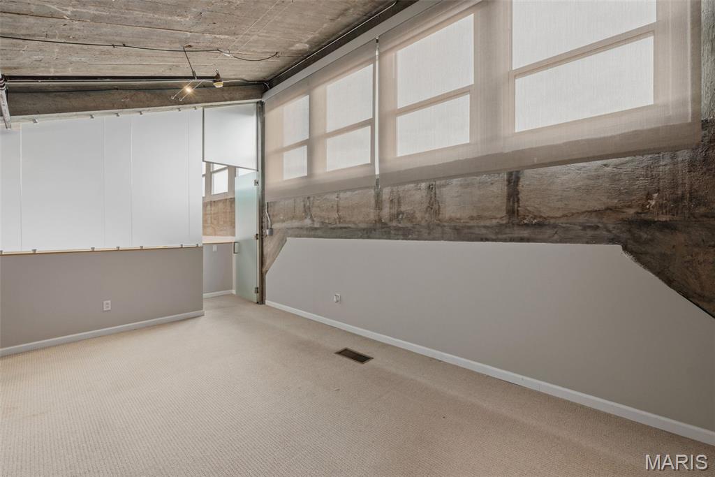 Annex Lofts Condo - Residential