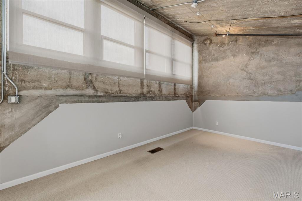 Annex Lofts Condo - Residential