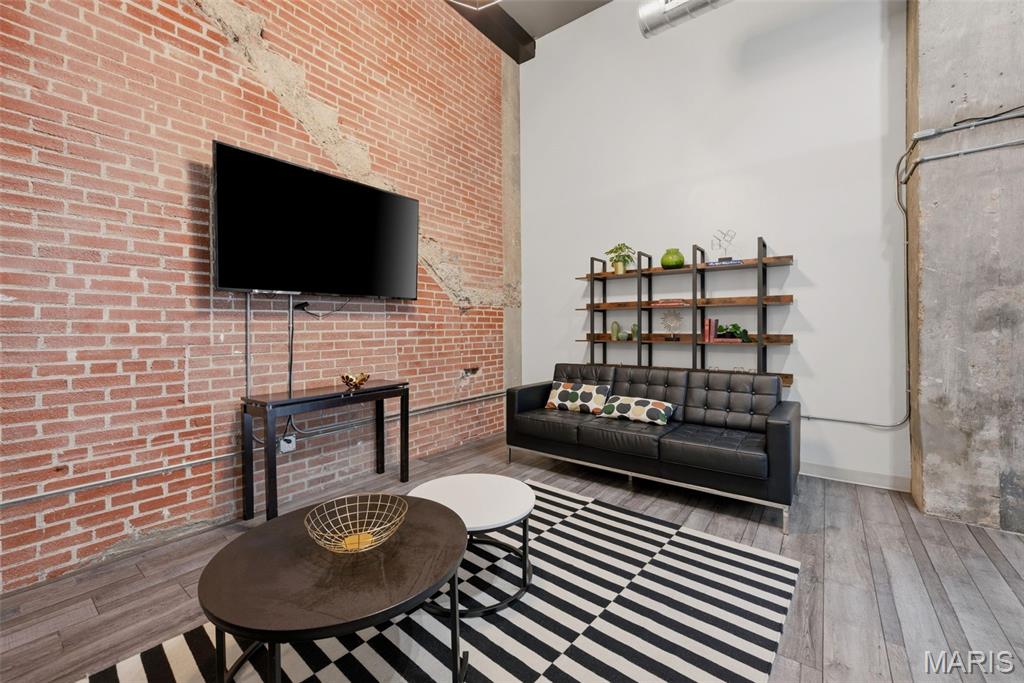 Annex Lofts Condo - Residential