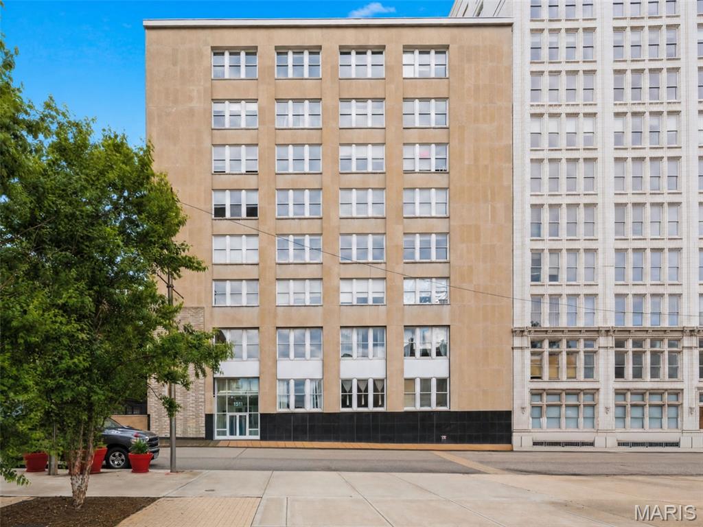 Annex Lofts Condo - Residential