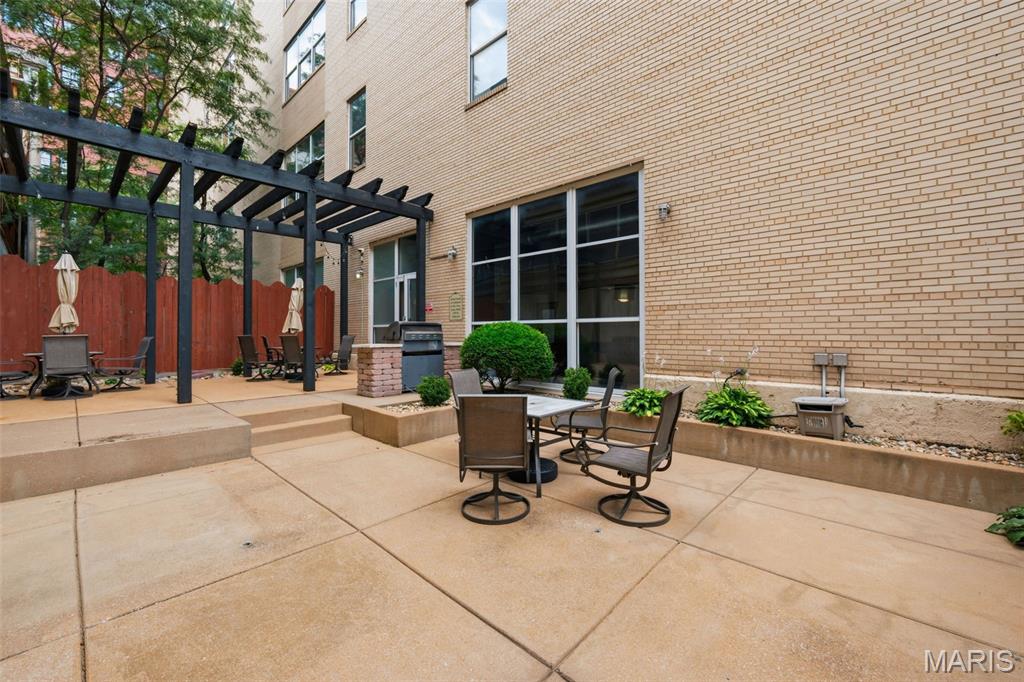 Annex Lofts Condo - Residential