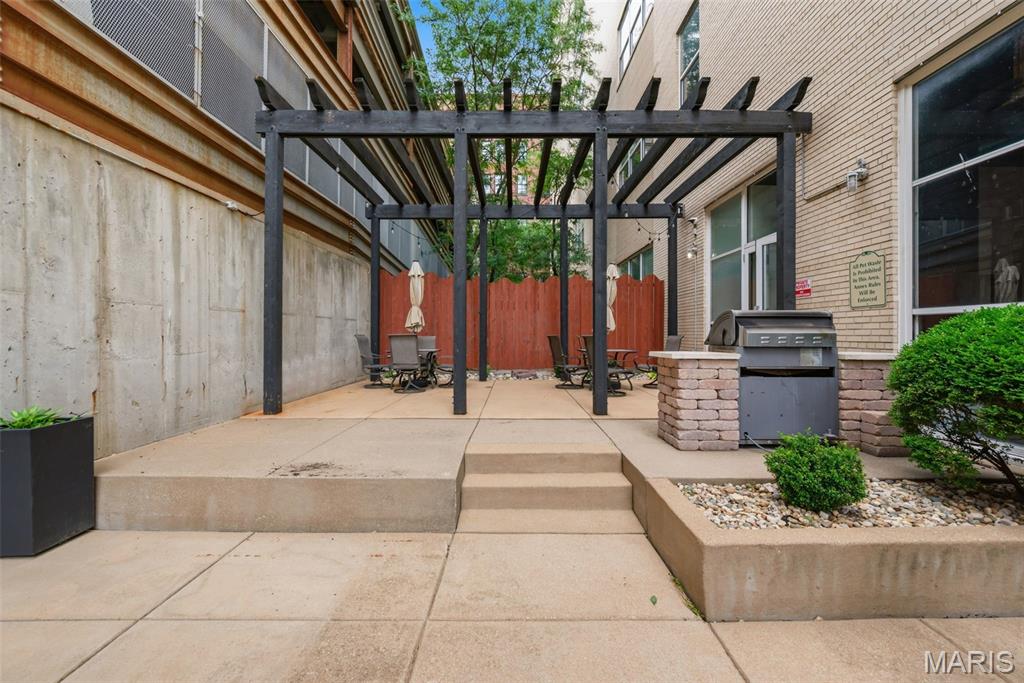 Annex Lofts Condo - Residential