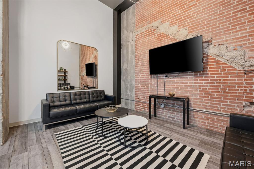 Annex Lofts Condo - Residential
