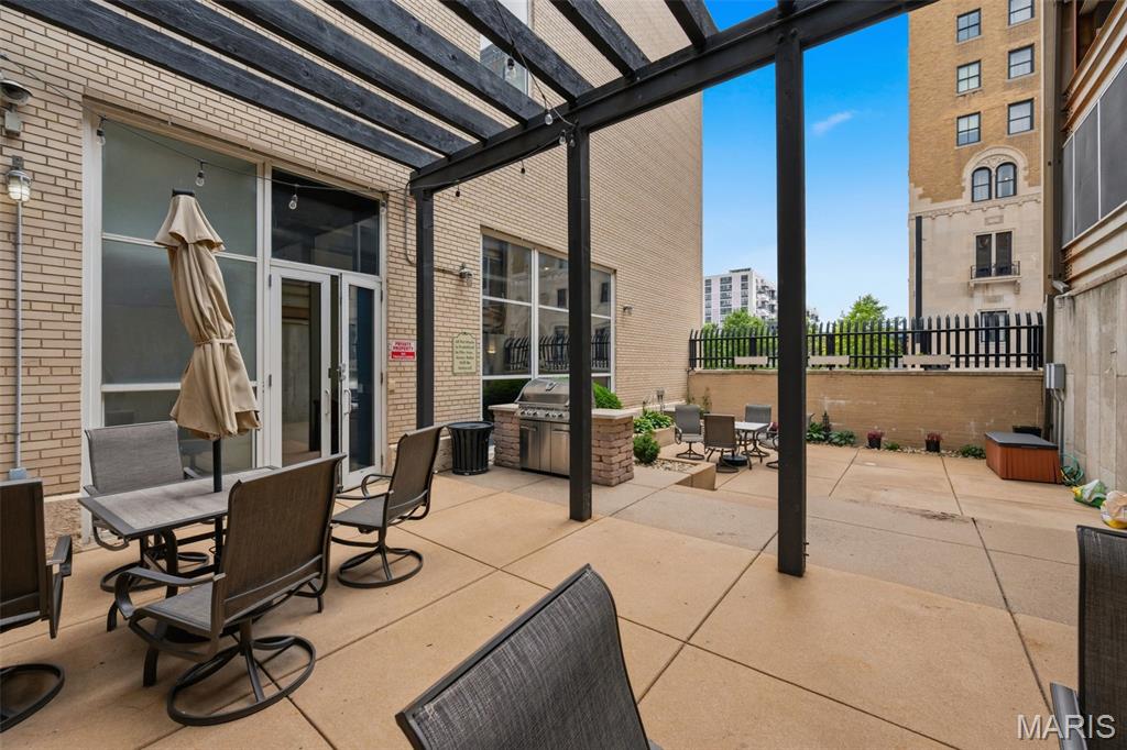 Annex Lofts Condo - Residential