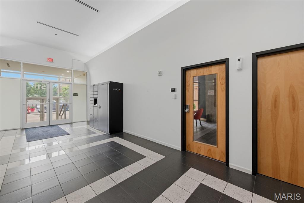 Annex Lofts Condo - Residential