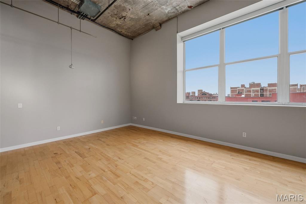 Annex Lofts Condo - Residential