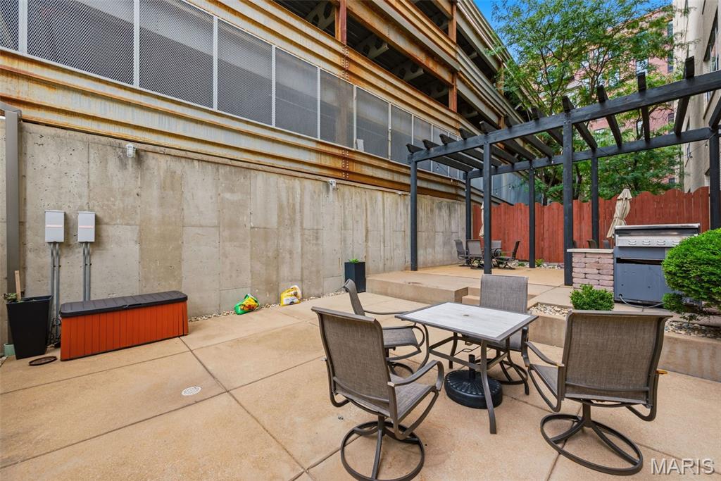 Annex Lofts Condo - Residential