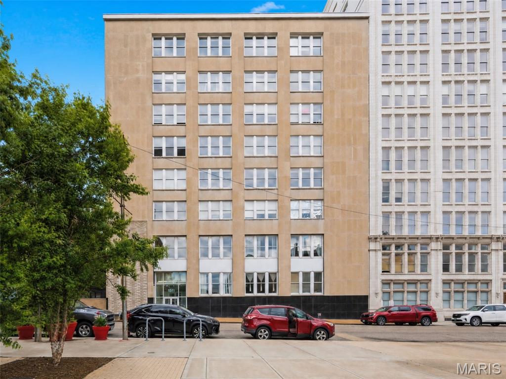 Annex Lofts Condo - Residential