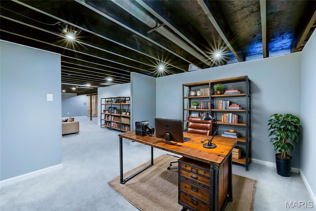 Walnut Grove Estate - Residential