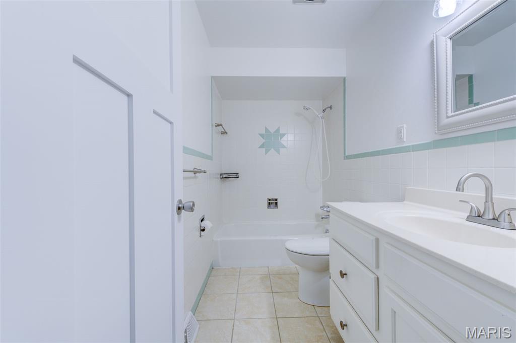 Walnut Grove Estate - Residential